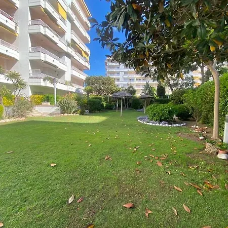 아파트 Lujoso Piso Enfrente De Playa De Fenals, 2 Terrazas *