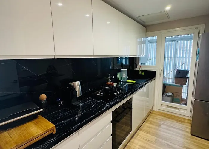 Lujoso Piso Enfrente De Playa De Fenals, 2 Terrazas *