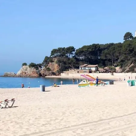 アパート Lujoso Piso Enfrente De Playa De Fenals, 2 Terrazas リョレート・デ・マル