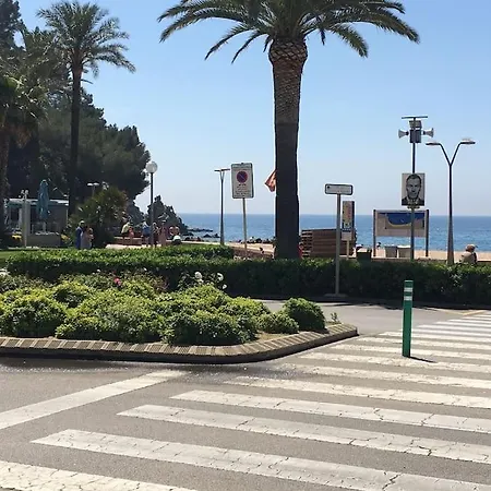 Lujoso Piso Enfrente De Playa De Fenals, 2 Terrazas アパート リョレート・デ・マル
