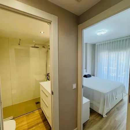 Lujoso Piso Enfrente De Playa De Fenals, 2 Terrazas アパート リョレート・デ・マル