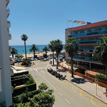 Lujoso Piso Enfrente De Playa De Fenals, 2 Terrazas *