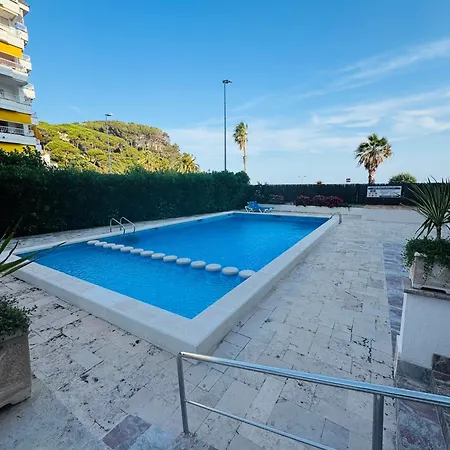 아파트 Lujoso Piso Enfrente De Playa De Fenals, 2 Terrazas *