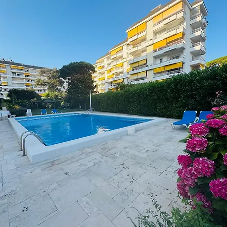 Lujoso Piso Enfrente De Playa De Fenals, 2 Terrazas リョレート・デ・マル
