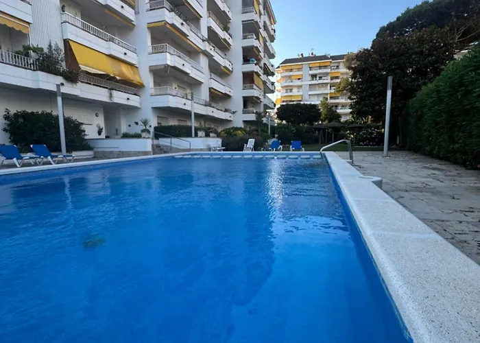 Lujoso Piso Enfrente De Playa De Fenals, 2 Terrazas *